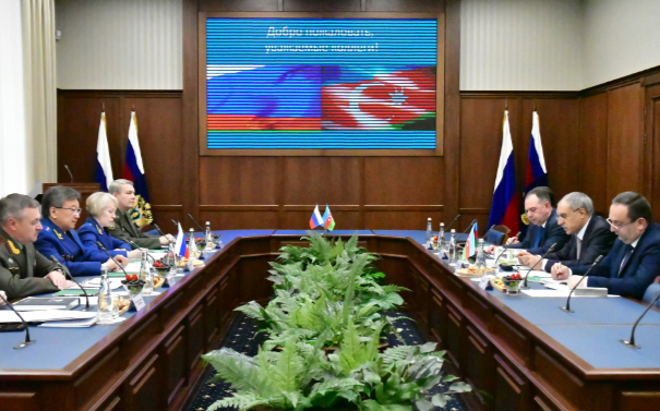 Azərbaycan Hərbi Prokurorluğunun nümayəndə heyəti Rusiyaya səfər edib