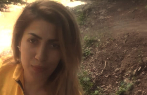 Ağdamda qızlarını döyüb qətlə yetirməkdə şübhəli bilinən valideynlərin məhkəməsi başlayır