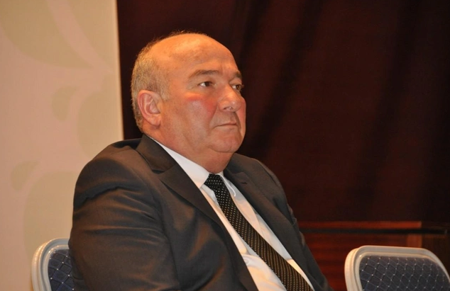 İlham Əliyev icra başçısını vəzifəsindən azad etdi