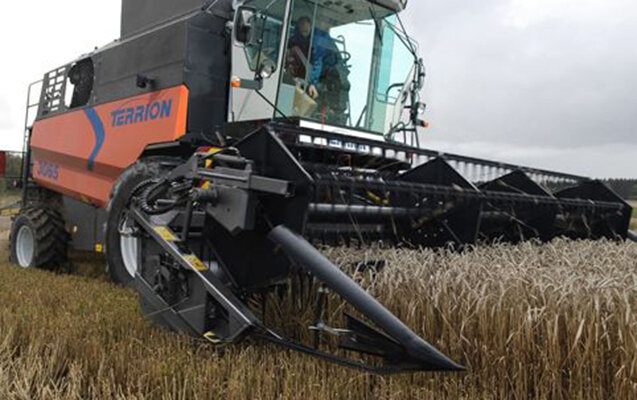 Kombayn sürücüsü faciəvi şəkildə öldü