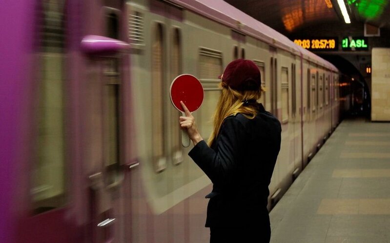 Bakı metrosunda sərnişin öldü