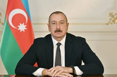 Prezident rektor təyin etdi