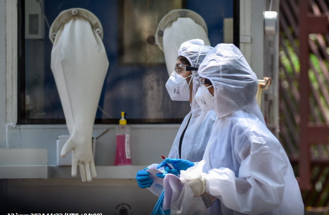 "COVID qadağaları oyun idi" - Dünyanı şoka salan ETİRAF