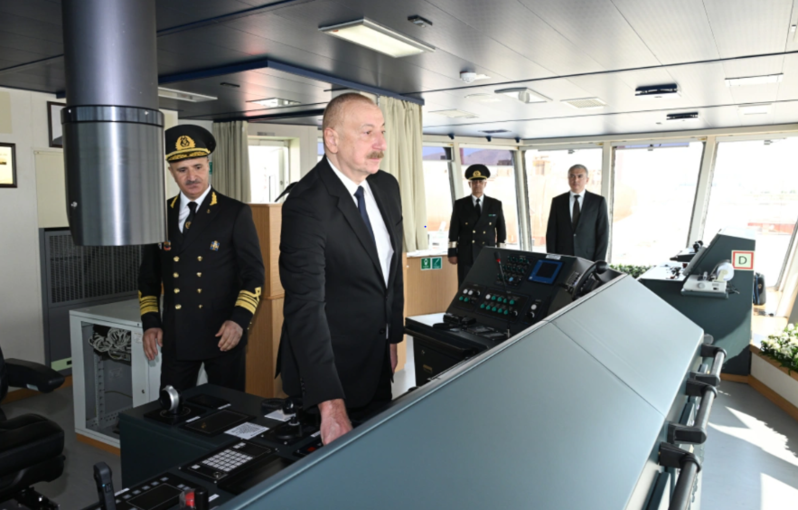 İlham Əliyev "Zəngilan" tankerinin istismara verilməsi mərasimində iştirak edib