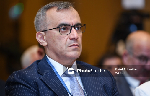 Azərbaycanda vəzifəli şəxs istefa verdi