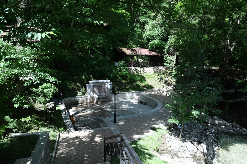 Prezident "İsa bulağı"nda çay içdi - Fotolar