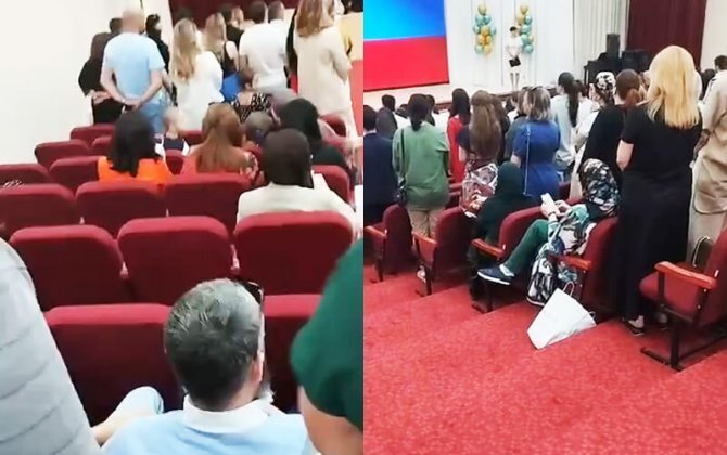 Məzun gecəsində valideynlər Rusiya himni çalınanda ayağa qalxmadı...-VİDEO