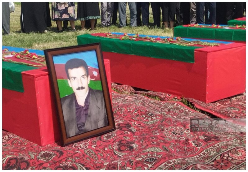 İtkin düşdükləri Xocalıda dəfn edildilər - Fotolar