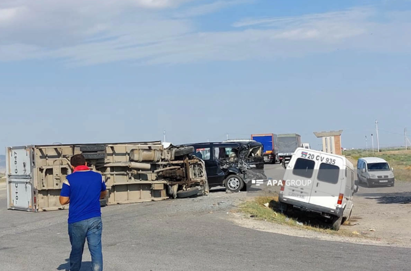 Bakı-Qazax yolunda QƏZA: Doqquz nəfər xəsarət alıb