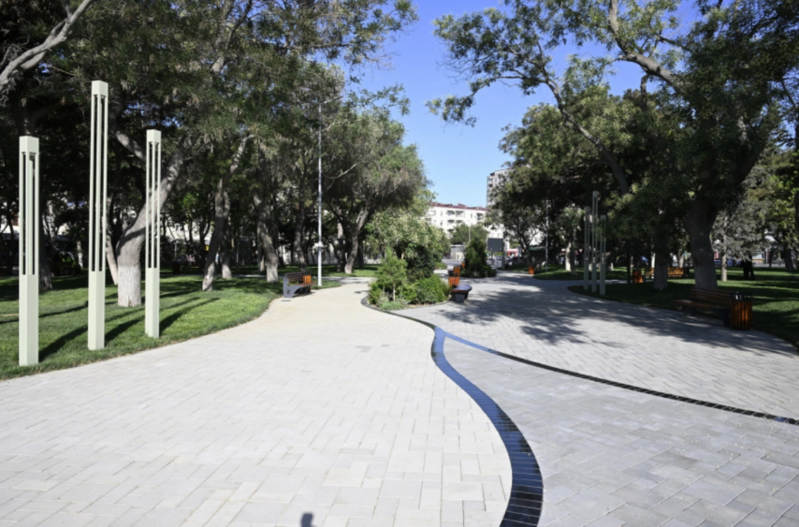 İlham Əliyev Nərimanov parkının açılışında iştirak edib