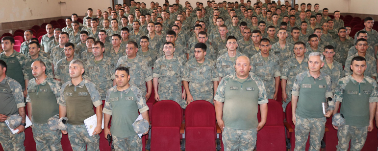 Xankəndidə Hərbi Prokurorluğun əməkdaşları Ulu Öndərin xatirəsini anıblar