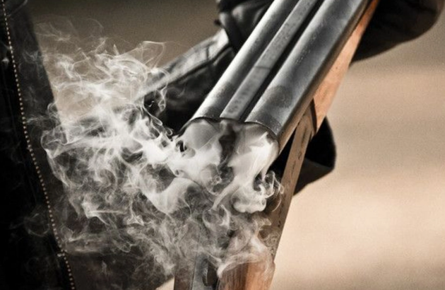 Meşədə söyüşə görə tanışını güllələyərək öldürən şəxsə HÖKM OXUNDU