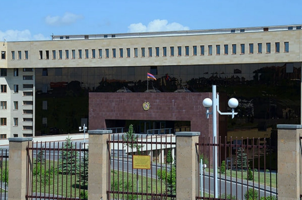 Ermənistan Müdafiə Nazirliyi ABŞ-dən məsləhət aldığını açıqlayıb