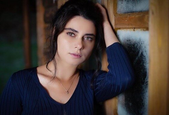 Gözəlliyi ilə Türkiyəni fəth edən azərbaycanlı aktrisanın yaşı təəccübləndirir - FOTO