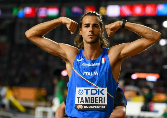 İtaliyalı Olimpiya çempionu xəstəxanaya yerləşdirilib