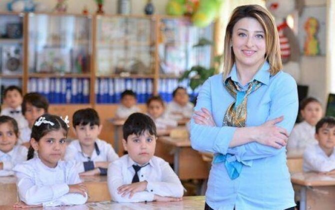 Müəllimlər üçün vahid forma olacaq? - AÇIQLAMA