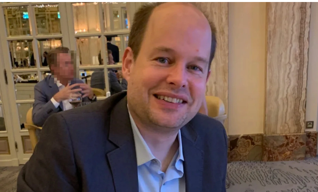 Almaniyalı kişi dünyanın bütün Mişlen ulduzu alan restoranlarını gəzərək böyük pullar xərcləyib