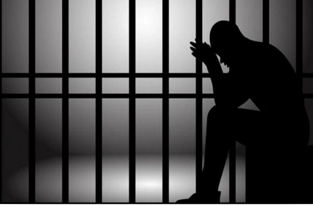 Həyat yoldaşını öldürmək istəyən şəxslə bağlı qərar verildi