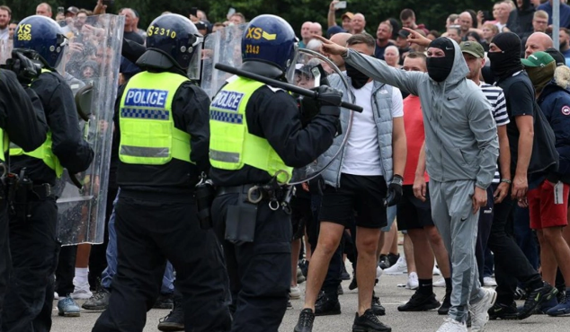 Avropada növbəti miqrant böhranı: İğtişaşlar, terror və nümayişlər