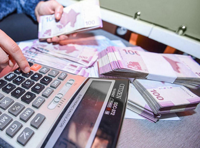 Bakıda orta aylıq əməkhaqqı 8%-dən çox artıb