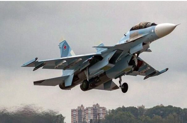 Rusiya ordusunun arsenalına yeni çoxfunksiyalı qırıcı təyyarə daxil edilib