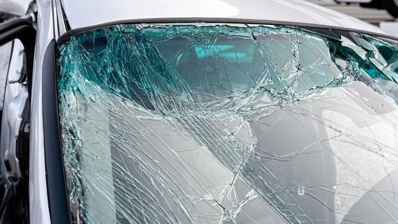 İki nəfərin öldüyü dəhşətli qəzanın təfərrüatları - Əsgər yanından gəlirlərmiş - VİDEO