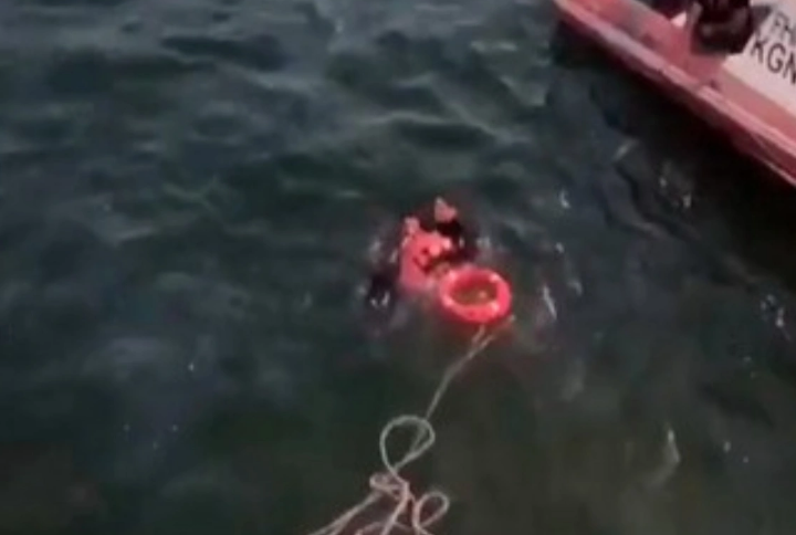 Dənizkənarı Milli Parkda batma təhlükəsi ilə üzləşən gənc xilas edilib