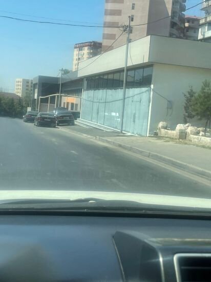 Rafiq Quliyevin rəhbəri olduğu rayondan şikayətlər səngimir: COP29 adı altında səkilər zəbt edilir - FOTO