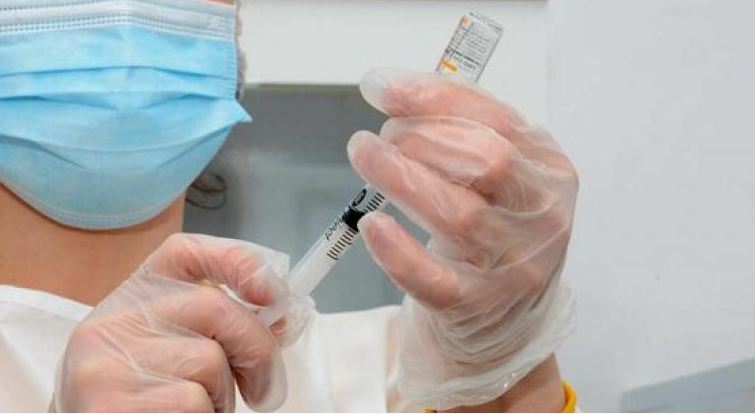 Bəzi poliklinikalarda qızılca əleyhinə peyvənd tapılmır: Özəl klinikalarda QİYMƏTLƏR