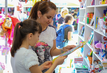 Məktəb ləvazimatları bahalaşdı - Video