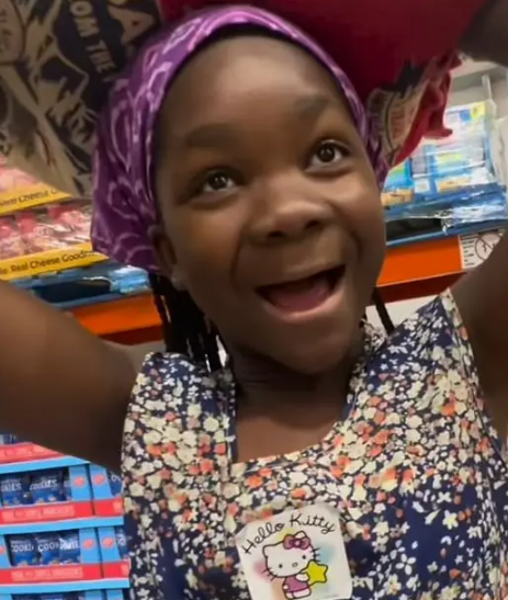 Ana "bu sənin qanında var" dedi: Qızının başında düyü kisəsi DAŞITDI - FOTOLAR