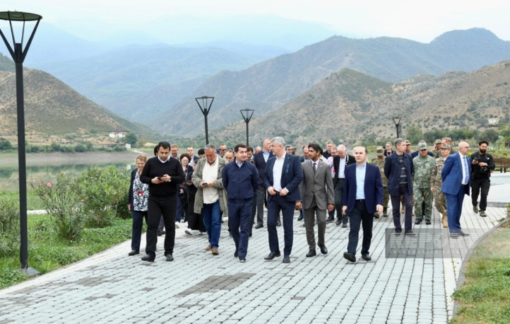 Azərbaycanda akkreditə olunmuş diplomatik korpusun üzvləri Suqovuşana gəliblər