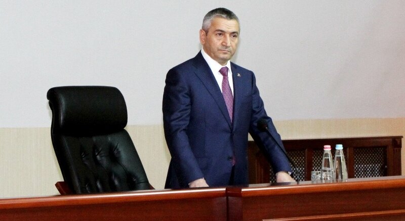 Qarabağın bərpasına bir qəpik qıymayan Adil Vəliyev Dubaya milyonlar axıdır