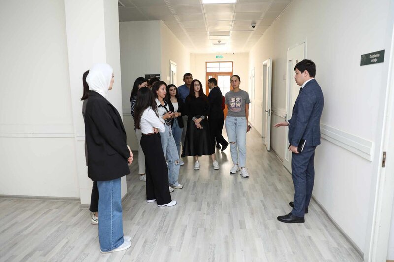 Jurnalistlər AQTİ-nin fəaliyyəti barədə məlumatlandırılıb