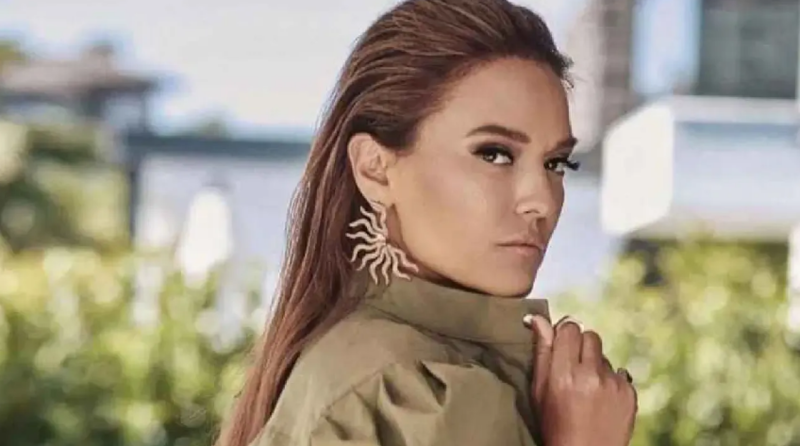 "1 il ərzində tələbənin evimdə pulsuz yaşamasına icazə verəcəm" - Məşhur MÜĞƏNNİ