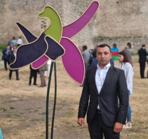 "Şuşa döyüşlərində hərbiçilərimiz heç bir ağır hərbi texnikadan istifadə etmədən möhtəşəm zəfərə imza atdılar" - Emil Əkbərova