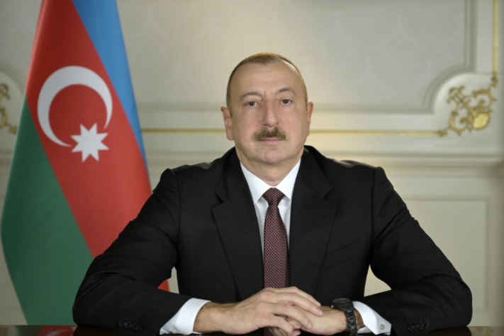 Prezident bələdiyyələrin birləşməsi haqqında qanunu təsdiqləyib