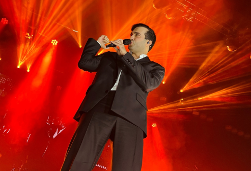 Mert Demirin unudulmaz Bakı konserti baş tutub - FOTOLAR