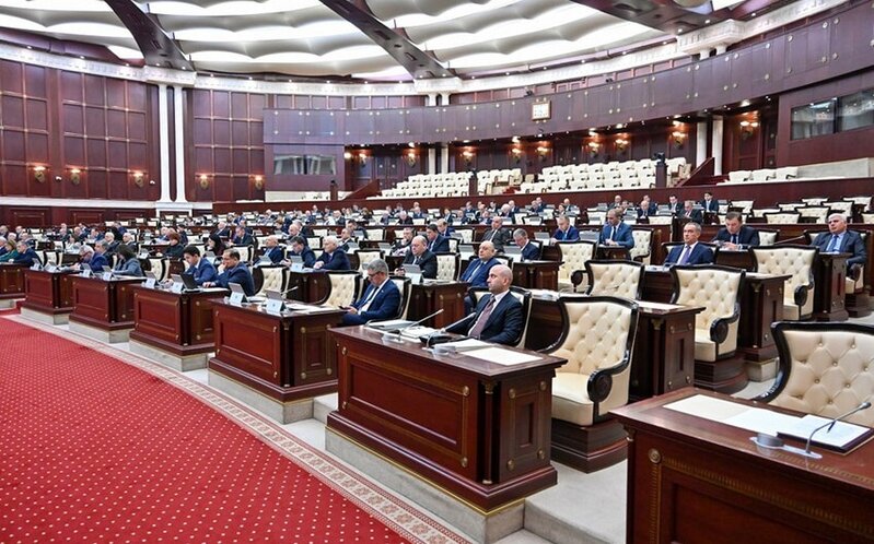 Milli Məclis "Diplomatik xidmət haqqında" qanun layihəsini I oxunuşda qəbul edib