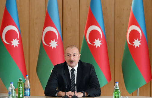 Prezident İlham Əliyev təyyarə qəzası ilə bağlı müşavirə keçirdi