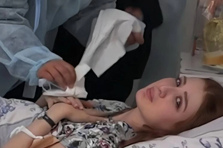 Təyyarə qəzasında sağ qalanlar arasında bələdçinin: "Bu, onun ilk uçuşu deyildi"