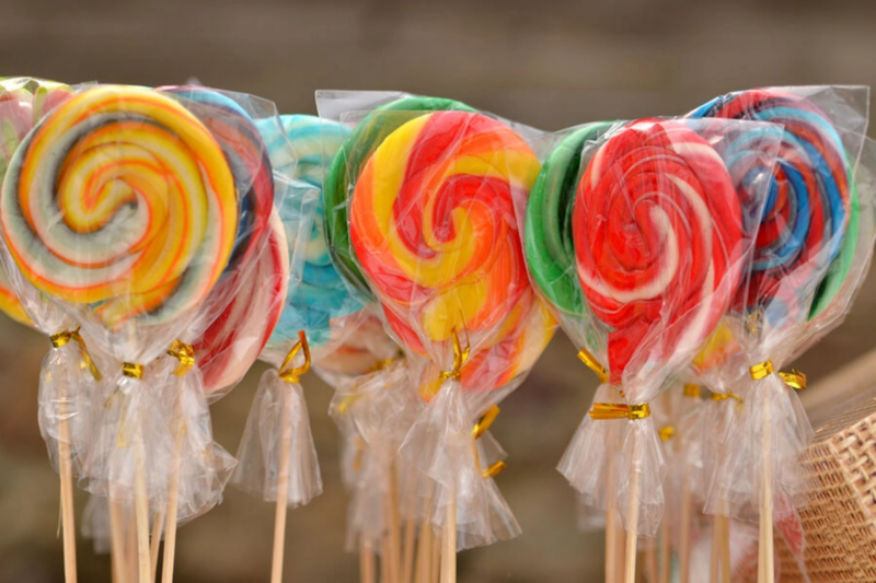 Çində dəhşətli hadisə: Sorma konfet 6 yaşında uşağın beynini zədələyib