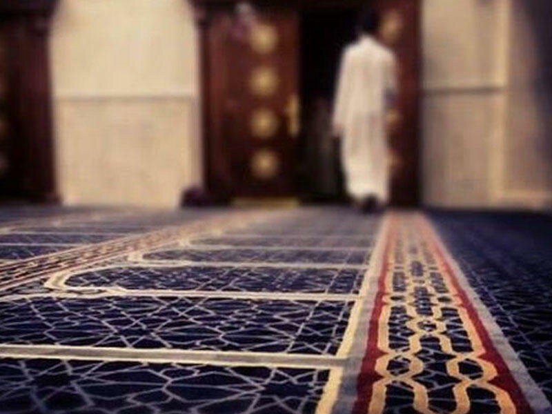 Məscidə "Molotov kokteyli" atıldı