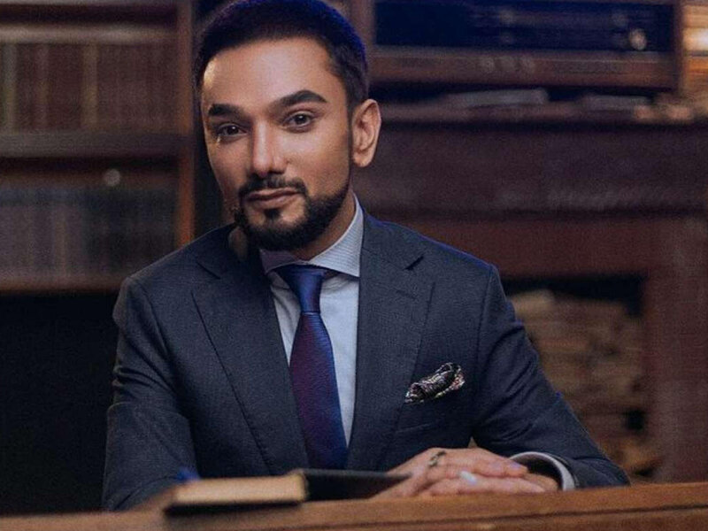 "Beləsinin ağıl kitabı bağlanıb" - Faiq Ağayevdən "atasız qızı oğluna almayan" aparıcıya