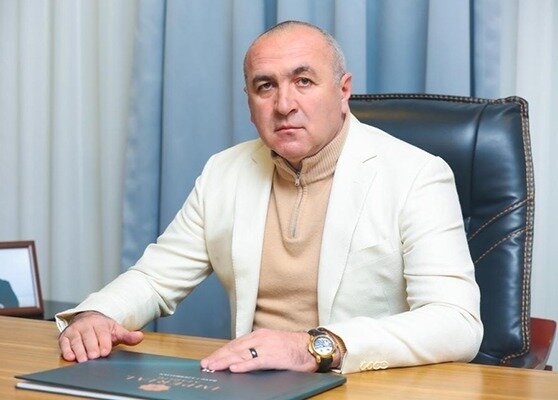 Vətəndaşdan ETİRAZ: "RR Construction" rəhbəri Rafael Abdullayev evimizi blokadaya alıb