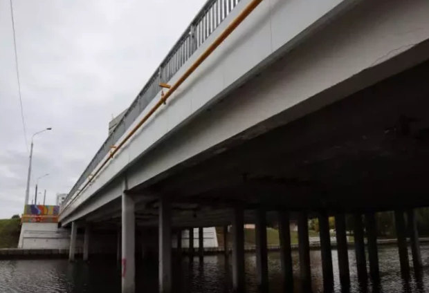 160 kilometrdən uzun körpü harada yerləşir?