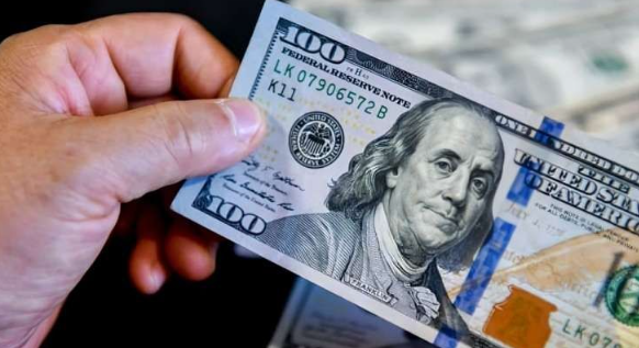 Dollar və ABŞ səhmləri kəskin şəkildə ucuzlaşır