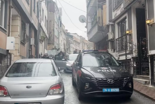 Biri hamilə olmaqla, 2 nəfəri silahla öldürdü