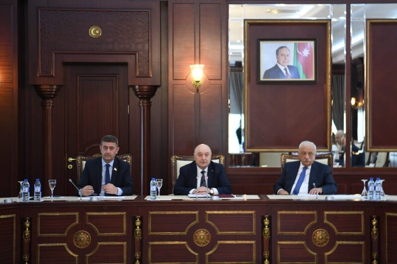 Milli Məclisin Əmək və sosial siyasət komitəsinin növbəti iclası keçirilib