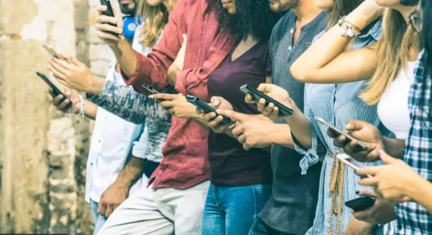 Telefon asılılığından necə xilas olaq? - AÇIQLAMA